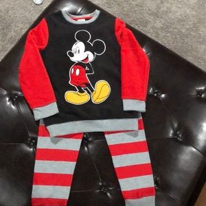NWOT Disneystore Mickey PJs size 9/10